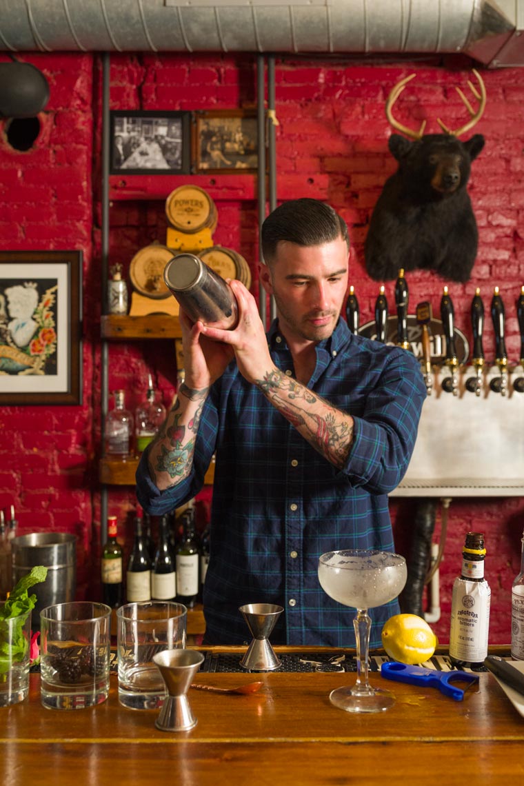 Bartending & Mixology - Lifestyle Photographer Doylestown, PA